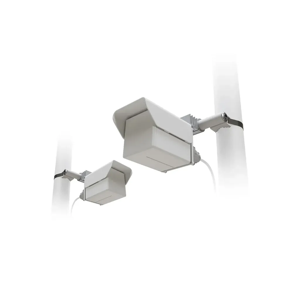 [CubeG-5ac60aypair] Mikrotik CubeG-5ac60aypair Wireless Wire Cube Pro (Pair of preconfigured Cube 60Pro ac devices for 60Ghz link with 5GHz backup (60GHz antenna, 802.11ay wireless, 802.11ac backup, 4 core x 716MHz GHz CPU, 256MB RAM, 1x Gigabit LAN, RouterOS L4, POE, PSU) for 1Gbps full duplex on distances of up to 2.4km)