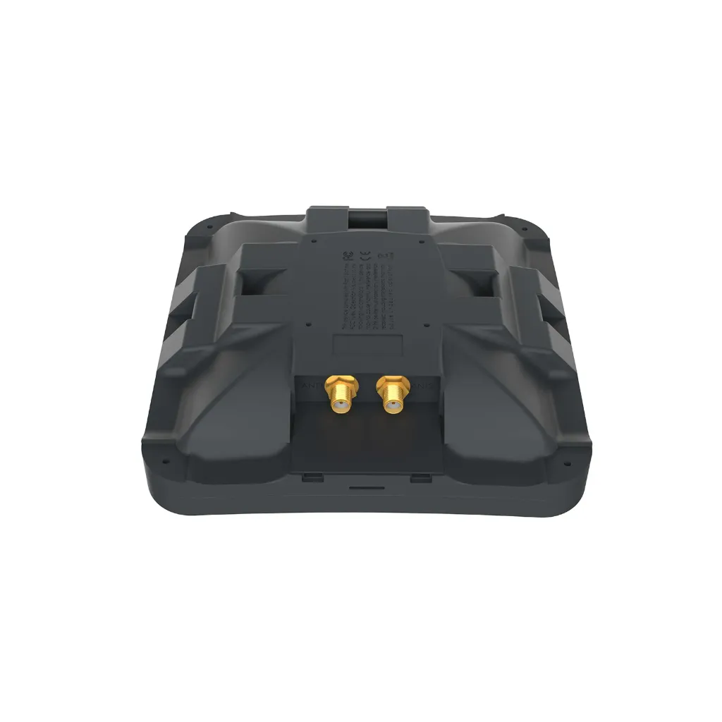[MTAO-LTE-5D-SQ] Mikrotik MTAO-LTE-5D-SQ mANT LTE 5o 5dBi LTE antenna with two SMA connectors